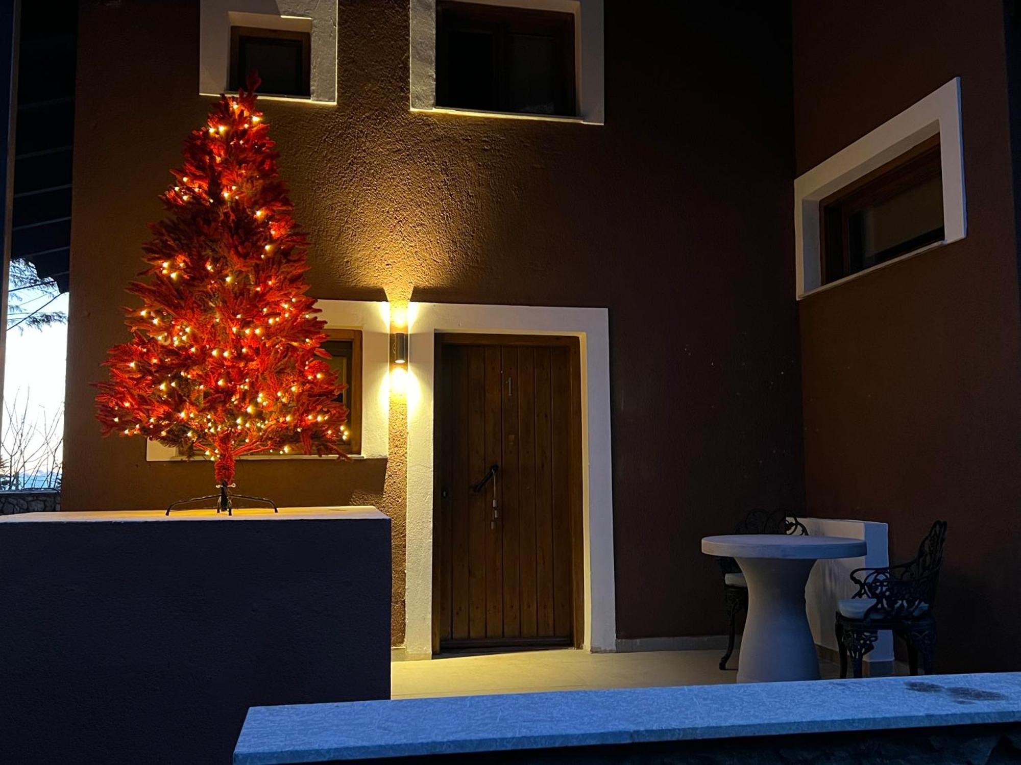 Mz Reindeer Hotel Kalívia Buitenkant foto